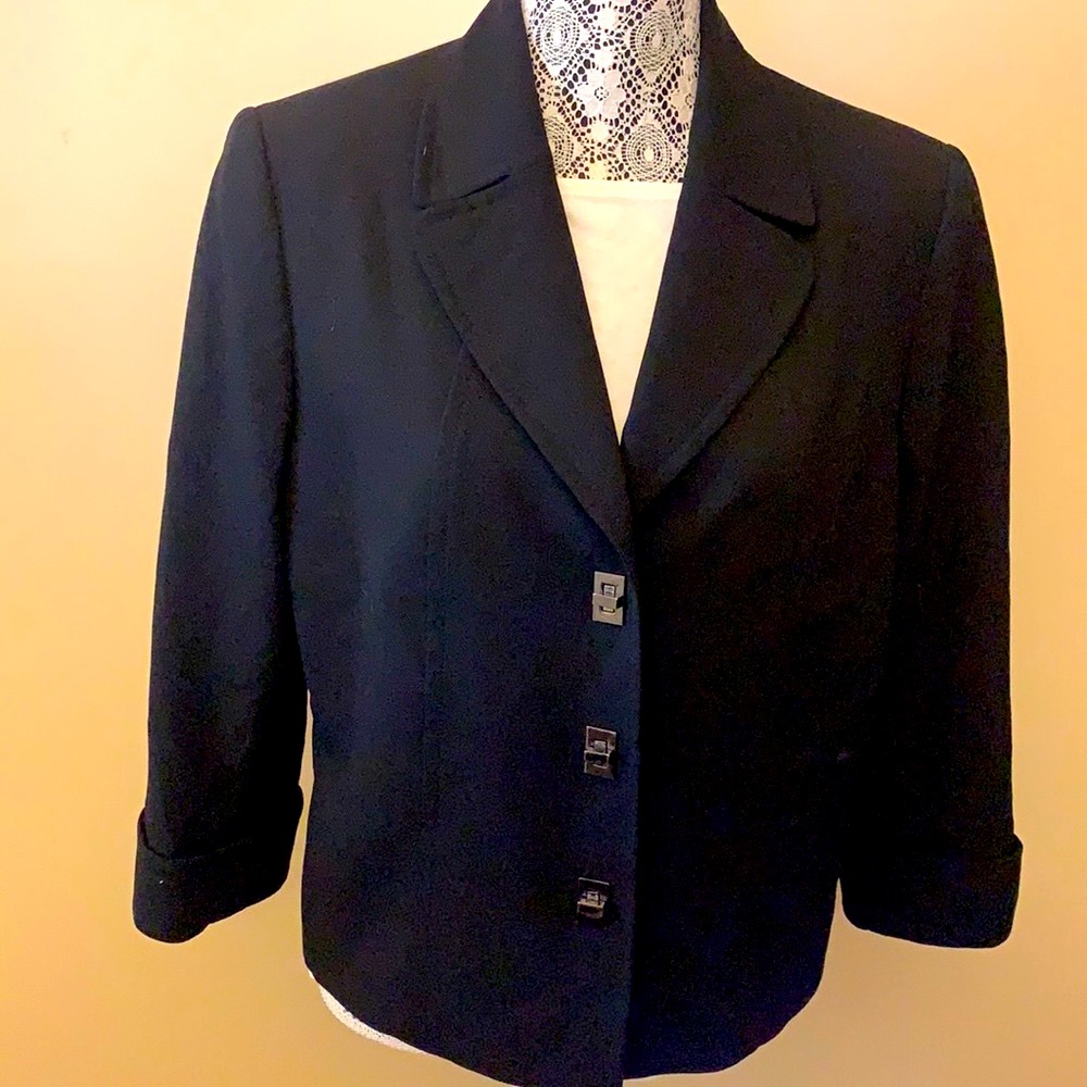 Tahari Black tailor jacket - Picture 1 of 8